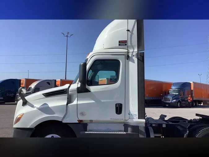 2019 Freightliner Cascadia 12648e3a3269038d1086a7e2dda75db84e6