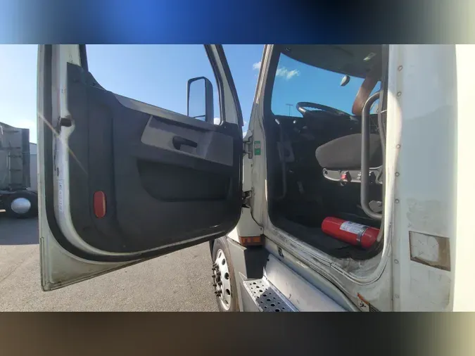 2019 Freightliner Cascadia 12648e898e88de17ef799b6ca8a6b00bf9e