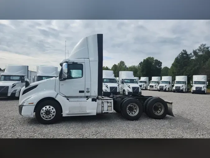 2019 Volvo VNL300