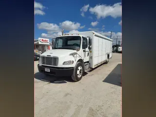 2017 FREIGHTLINER/MERCEDES M2 106