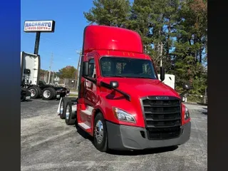 2021 FREIGHTLINER CASCADIA 126