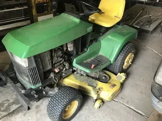 1993 John Deere 425