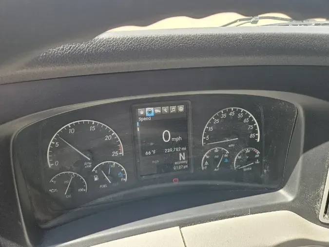 2025 FREIGHTLINER Cascadia 126