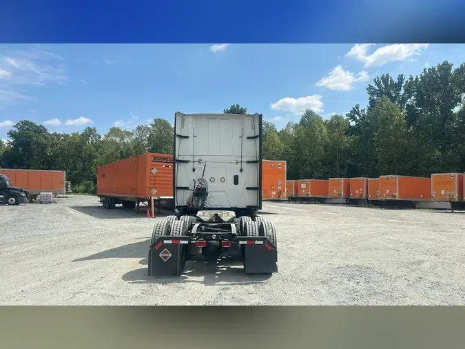 2022 International LT48f6564ff6dd2509227202ac9b14022d