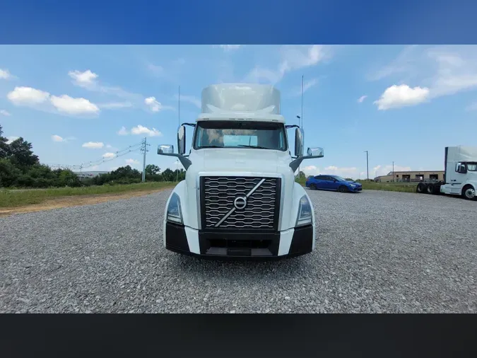 2019 Volvo VNL300
