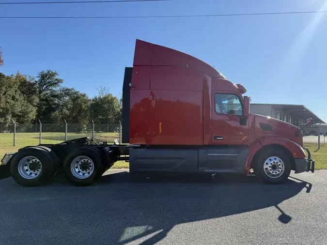 2021 Peterbilt 579