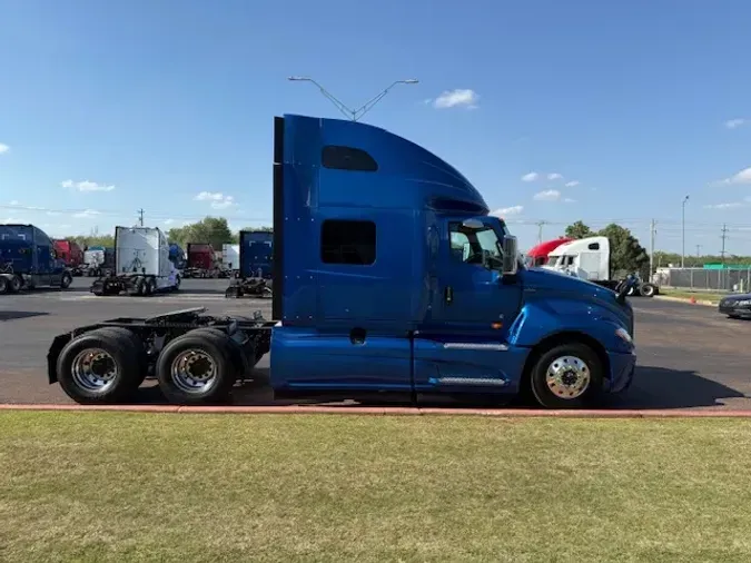 2020 INTERNATIONAL LT