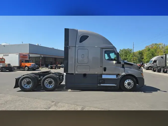 2023 Freightliner Cascadia