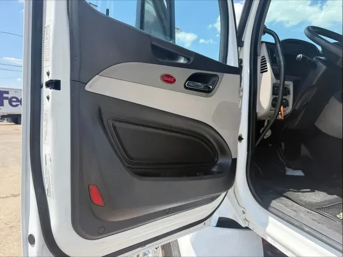 2024 Peterbilt 567