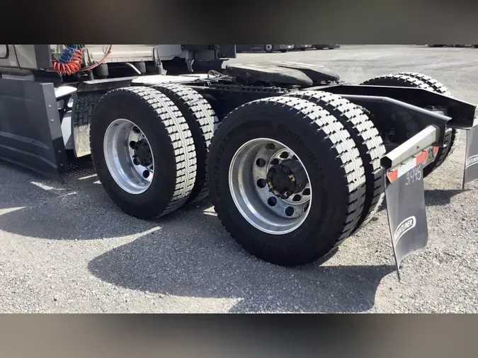 2024 Freightliner Cascadia 126