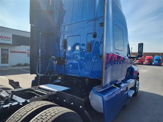 2022 INTERNATIONAL LT625