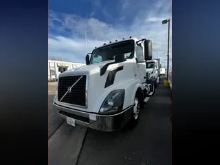 2016 VOLVO VNL42TRACTOR