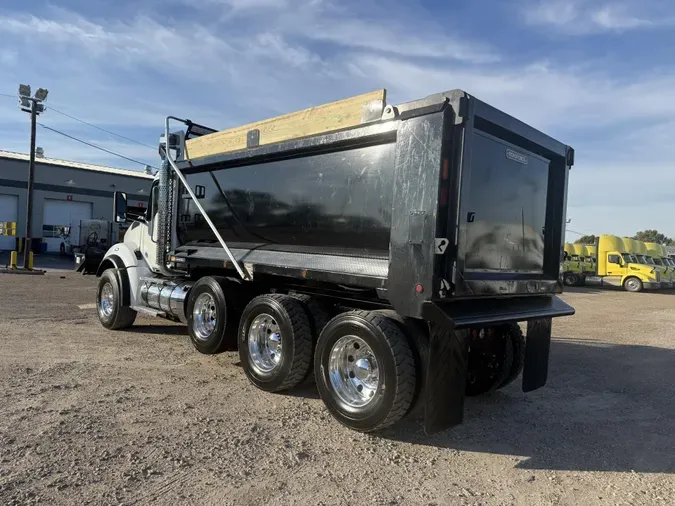 2025 Kenworth T8804901acdc12ca34180cdd2460224d68de