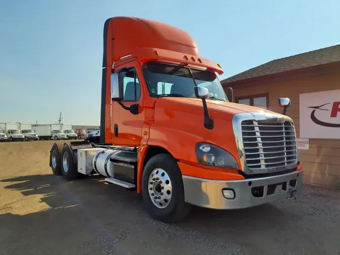 2018 FREIGHTLINER CASCADIA 125490222bc90f47b2deb6562c5319c27f3