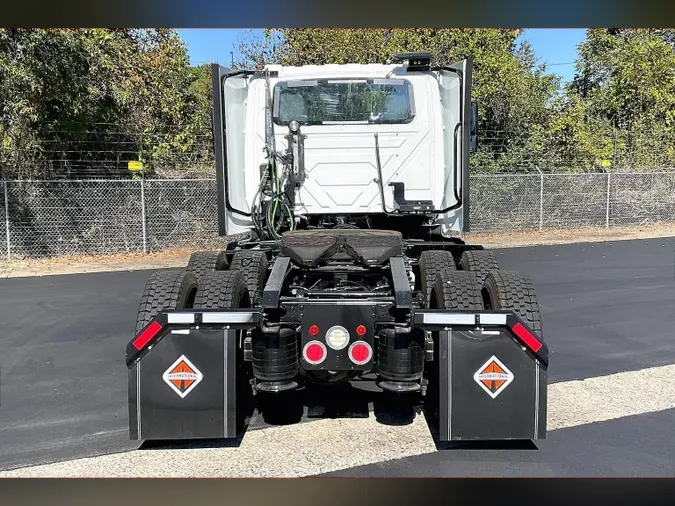 2021 INT LT625 6x4