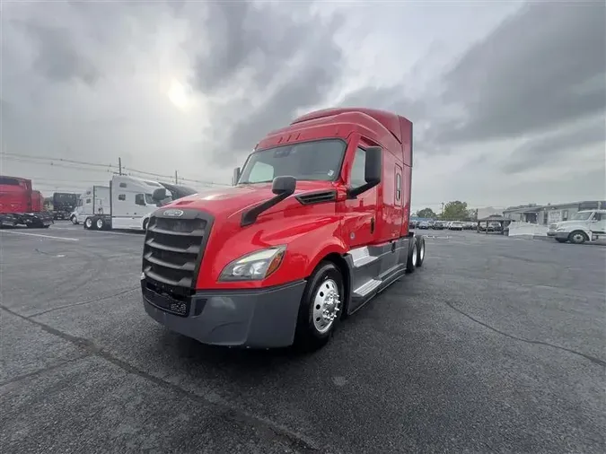 2021 FREIGHTLINER CA126