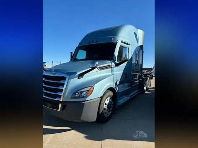 2022 FREIGHTLINER CASCADIA 126