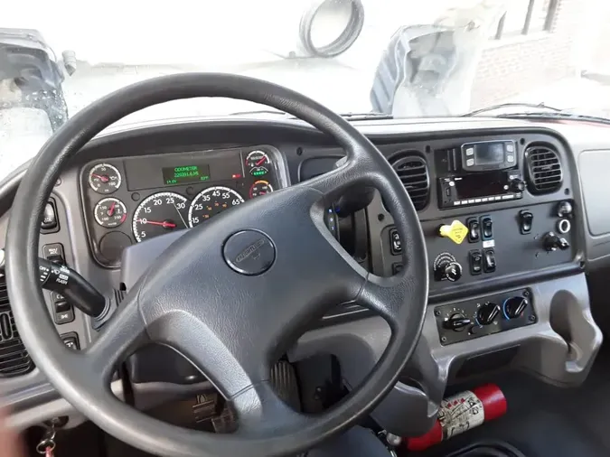2022 FREIGHTLINER/MERCEDES M2 106490c2eaf4ce6e87a020999bc4cfcc5dd