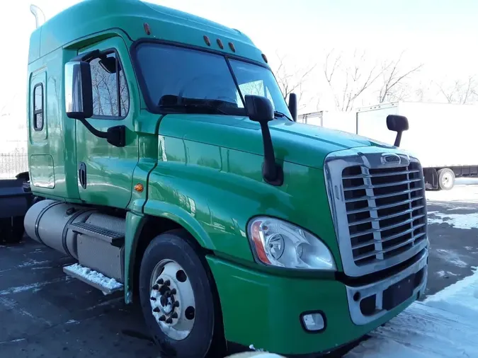 2020 FREIGHTLINER/MERCEDES CASCADIA 125490c6c3beecbe38d8506ee9506cc738c