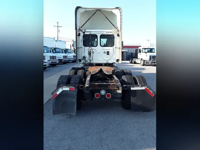 2016 FREIGHTLINER/MERCEDES CASCADIA 125