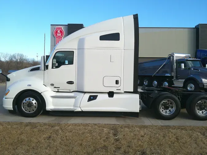 2020 Kenworth T680