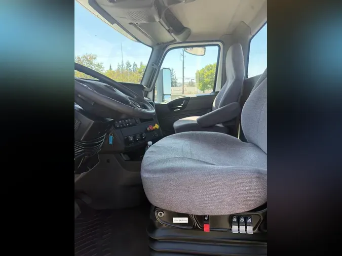 2019 NAVISTAR INTERNATIONAL RH613 DAYCAB S/A4913cdef28d03829f02a356a3b3f460c