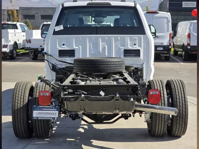 2024 Ford Super Duty F-550 DRW