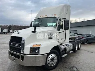 2019 MACK AN64T