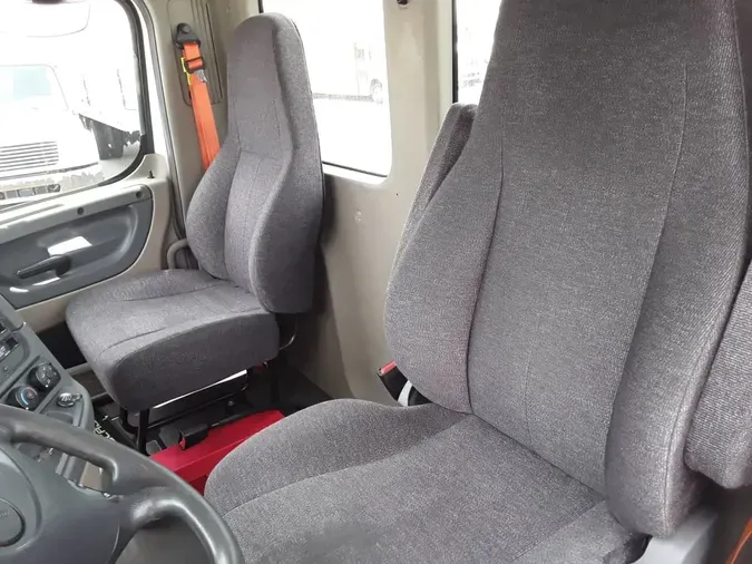 2018 FREIGHTLINER CASCADIA 125