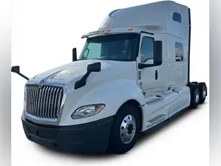 2019 International LT625