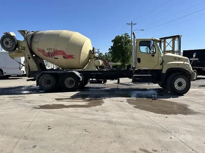 2016 FREIGHTLINER 114SD