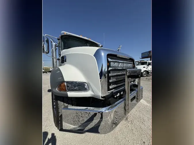 2026 MACK GRANITE 84BR