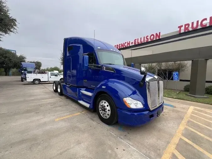 2021 Kenworth T680