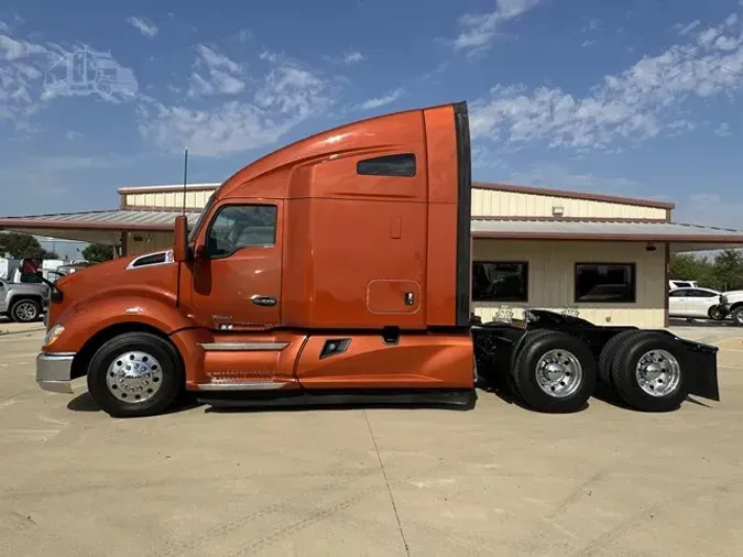 2022 KENWORTH T680