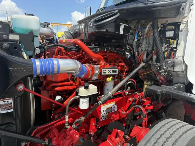 2024 Peterbilt 567