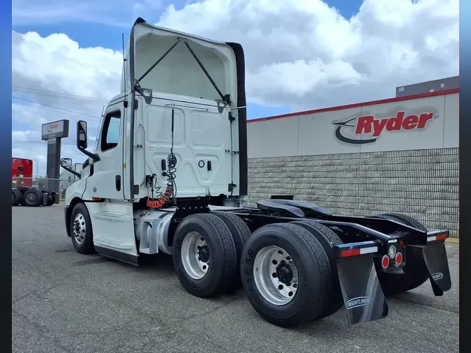 2022 FREIGHTLINER/MERCEDES NEW CASCADIA PX12664