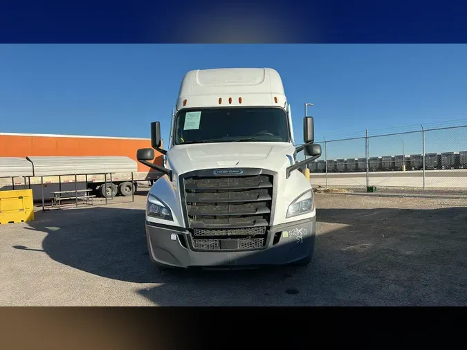2024 Freightliner Cascadia 126492b0e7d43ec8011535255480a6e3052