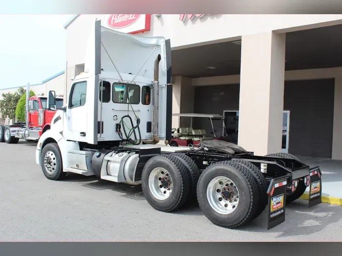 2022 Peterbilt 57949320ae3ce51ef7a398c95305dd2bb56
