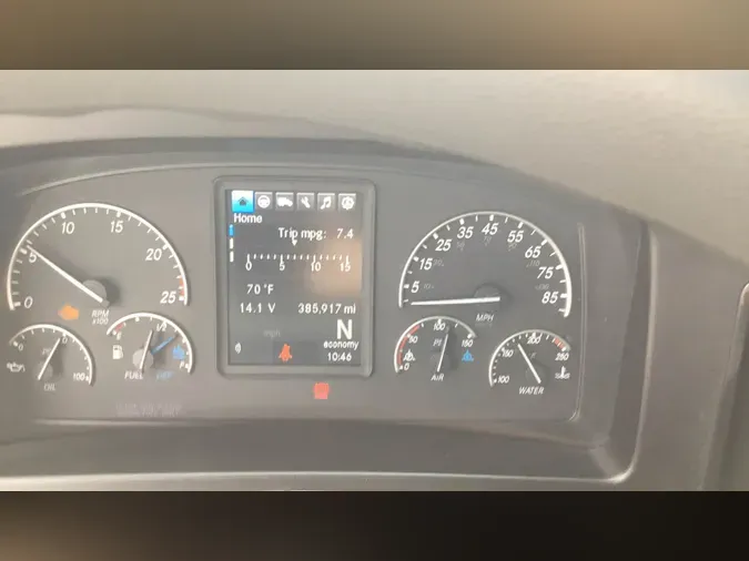 2022 Freightliner Cascadia 126