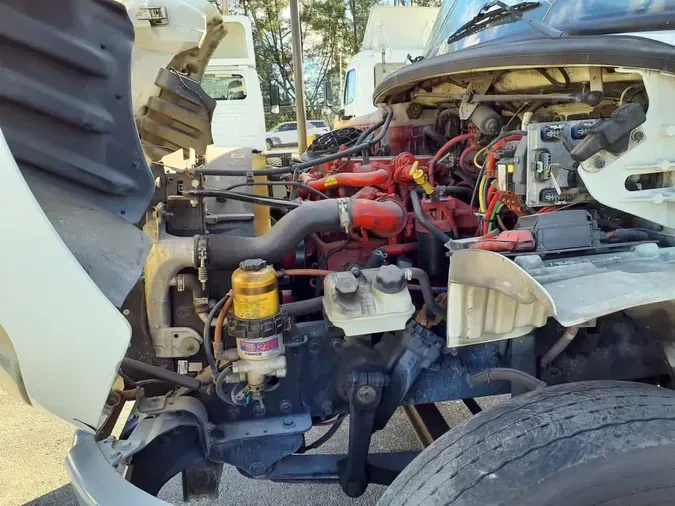 2019 FREIGHTLINER/MERCEDES M2 106