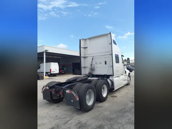 2019 NAVISTAR INTERNATIONAL LT625 SLPR CAB