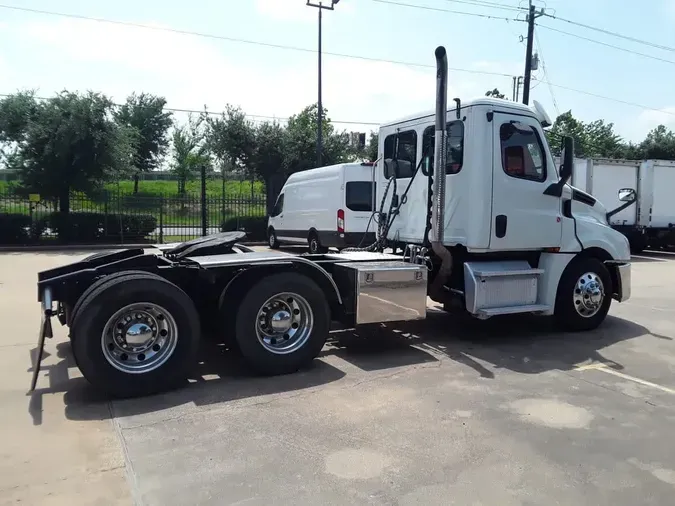 2019 FREIGHTLINER/MERCEDES NEW CASCADIA PX12664