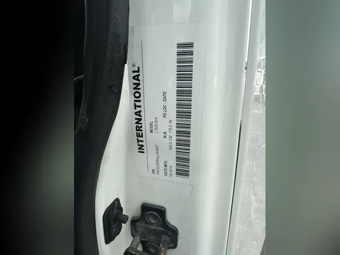 2020 International LT625