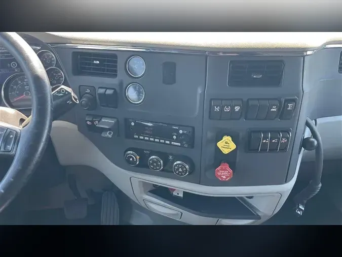 2022 PETERBILT 579