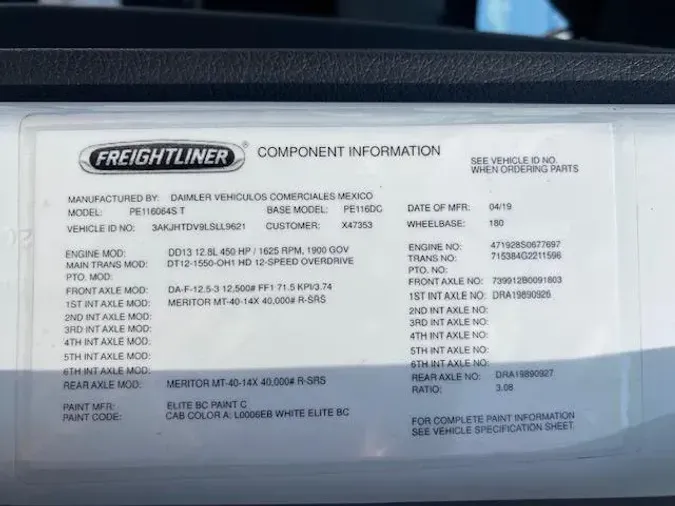 2020 Freightliner Cascadia