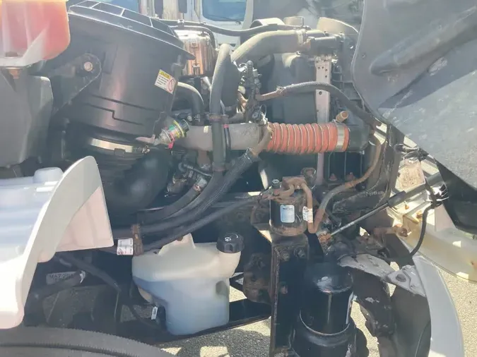 2020 FREIGHTLINER M2 106