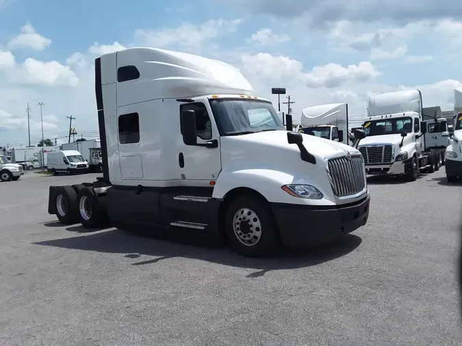 2021 NAVISTAR INTERNATIONAL LT625 SLPR CAB