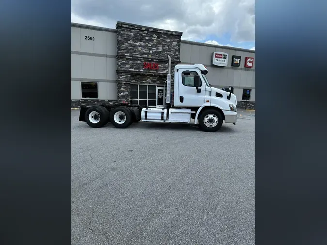 2020 Freightliner Cascadia
