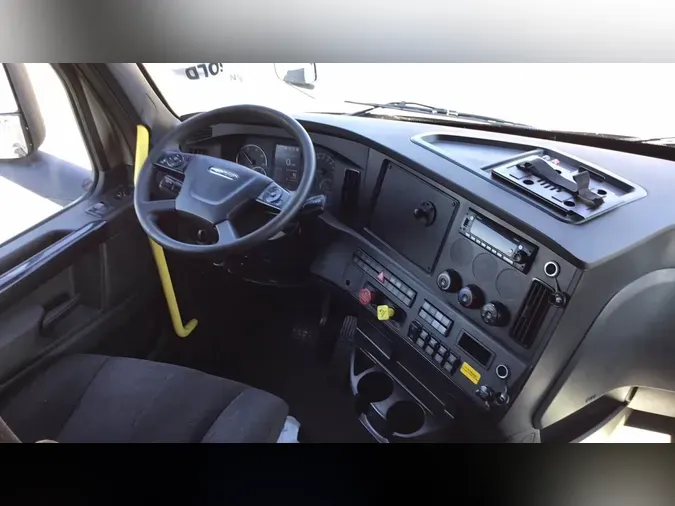 2025 Freightliner Cascadia 1264945e2e61534ff8c2eeb25c24bdd00e2