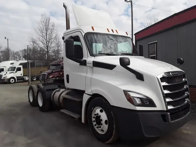 2018 FREIGHTLINER/MERCEDES NEW CASCADIA PX12664